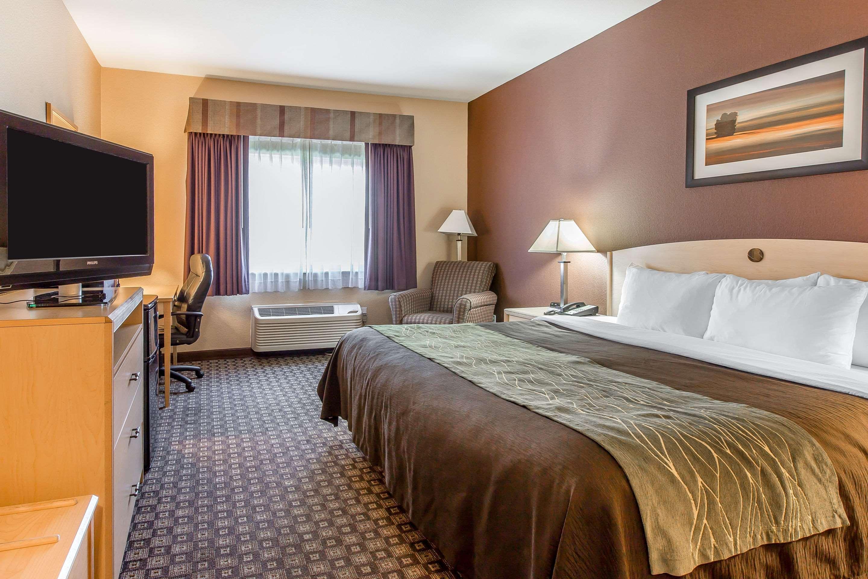 Quality Inn & Suites Loveland Exteriör bild