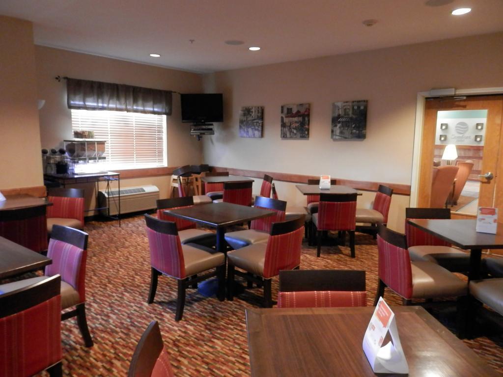 Quality Inn & Suites Loveland Exteriör bild
