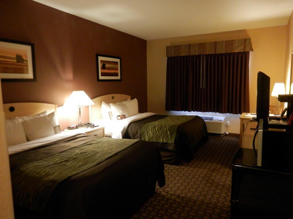 Quality Inn & Suites Loveland Exteriör bild