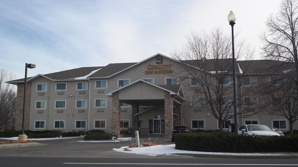 Quality Inn & Suites Loveland Exteriör bild