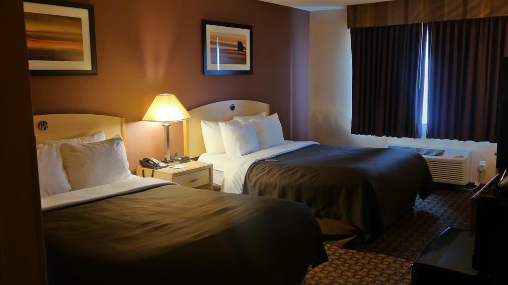 Quality Inn & Suites Loveland Exteriör bild