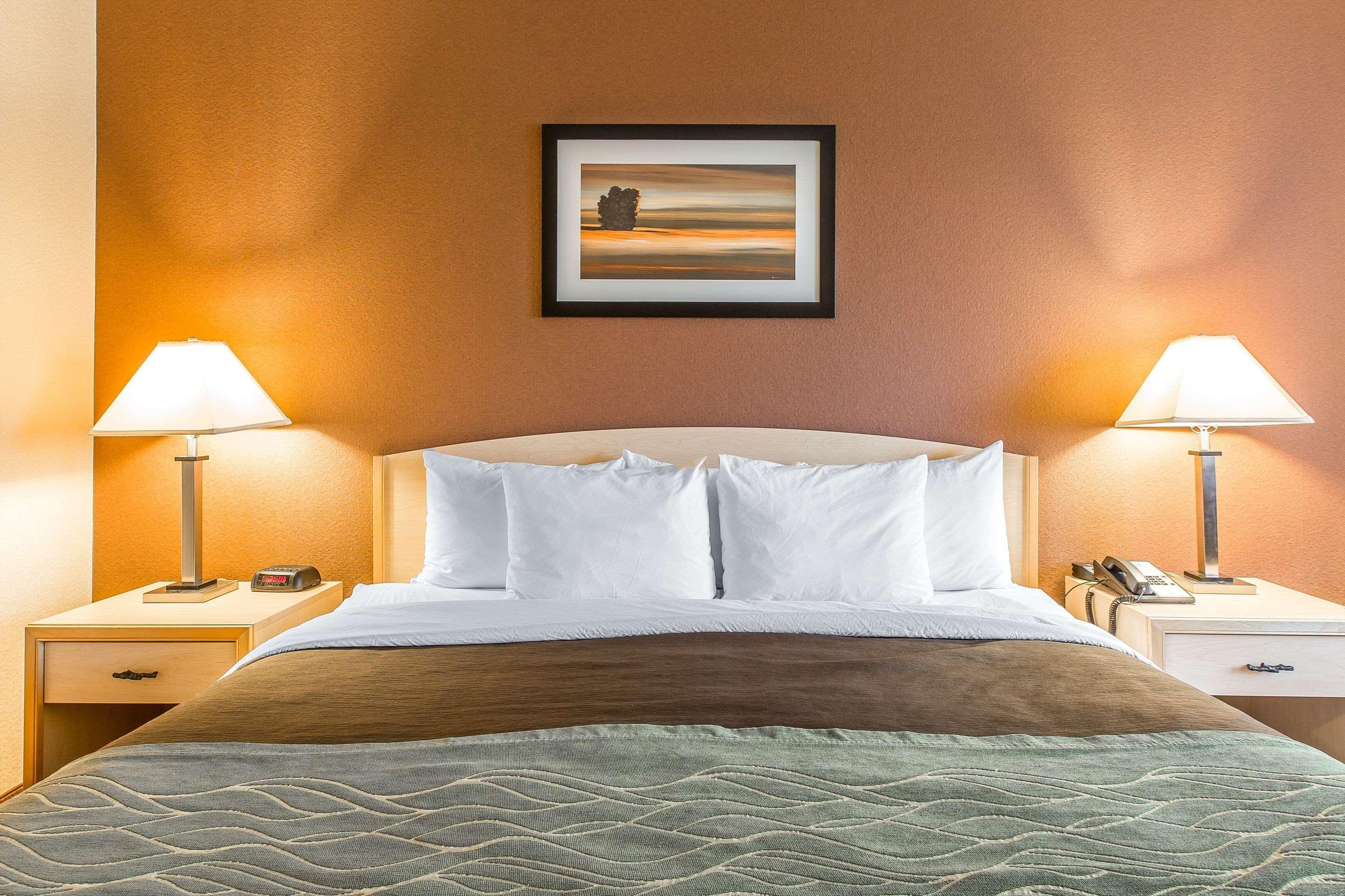 Quality Inn & Suites Loveland Exteriör bild