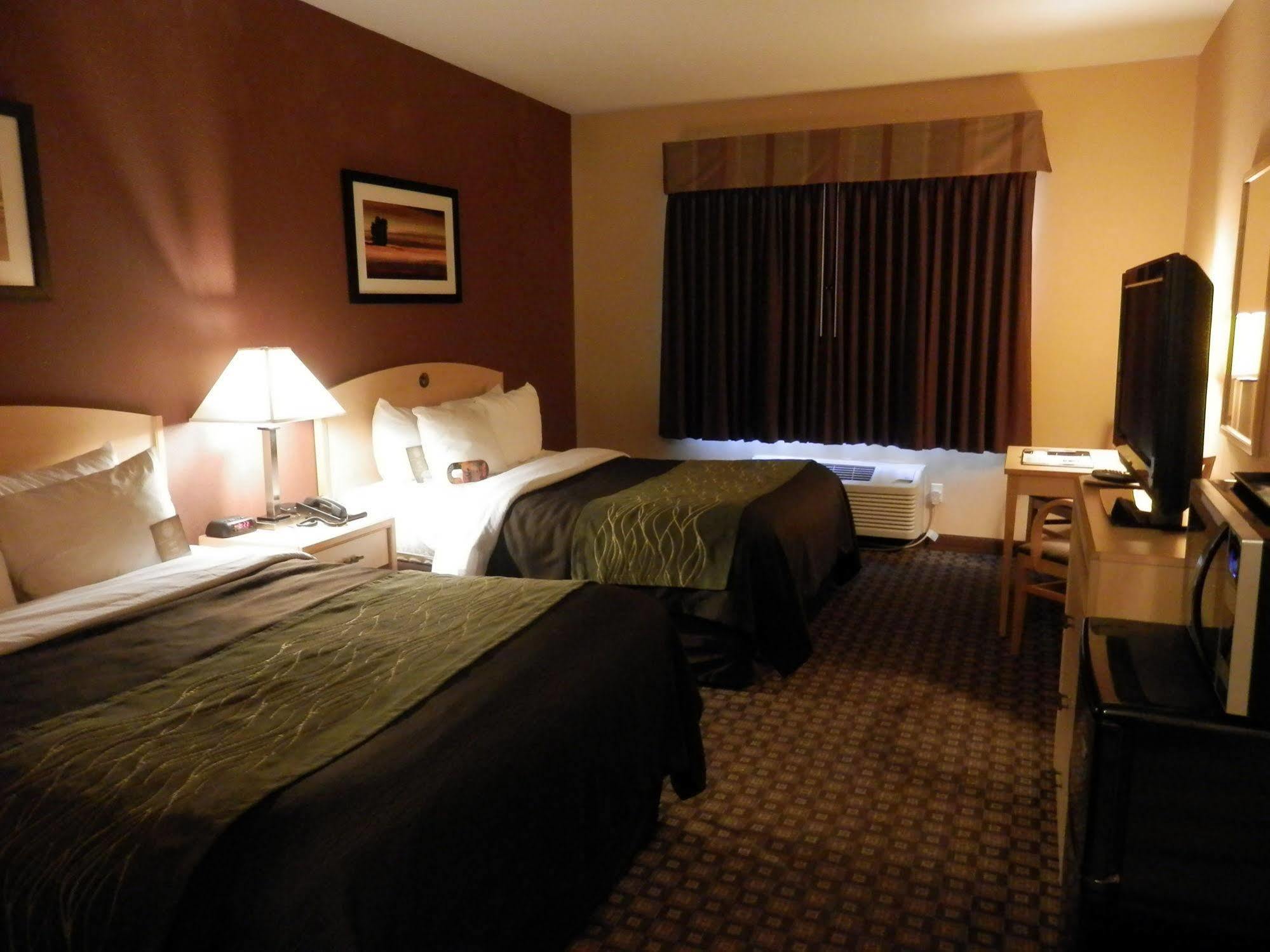 Quality Inn & Suites Loveland Exteriör bild