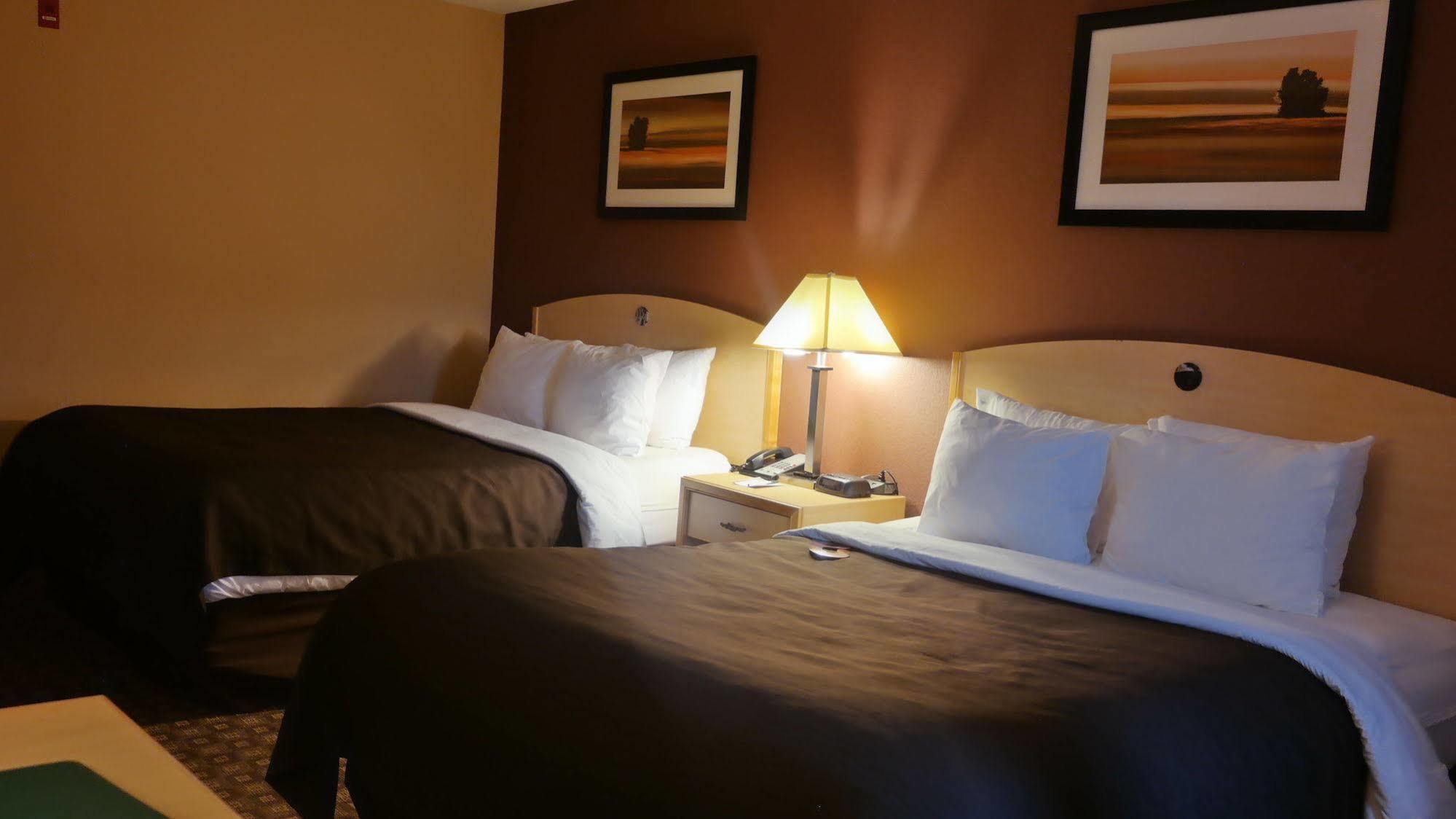 Quality Inn & Suites Loveland Exteriör bild